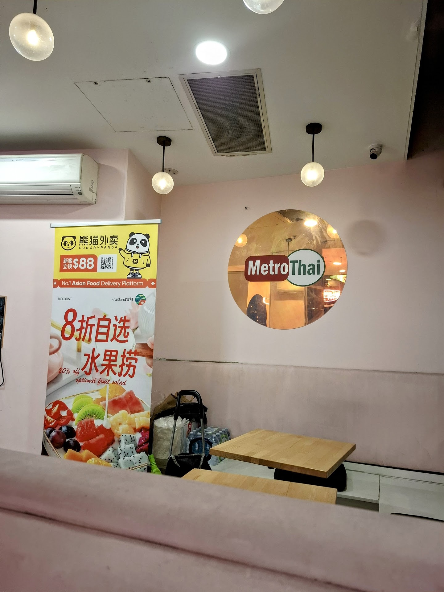Metro Thai counter and small pink dining room